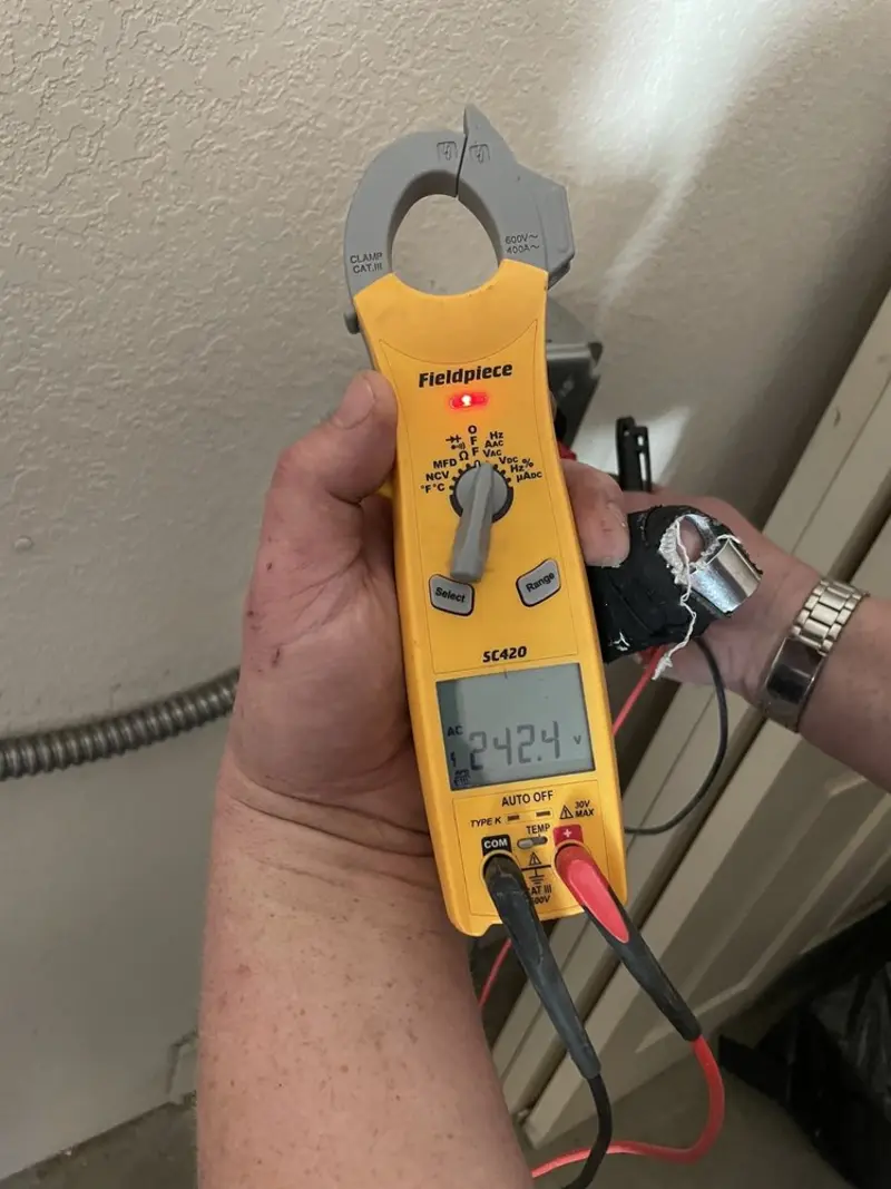 Voltage testing with clamp meter during Generator Installation in Barbourville